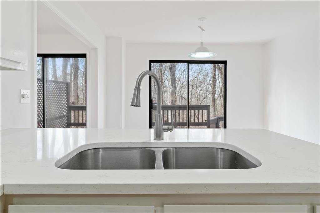 700 Marshview Close Roswell, GA 30076 - Photo 14 of 74