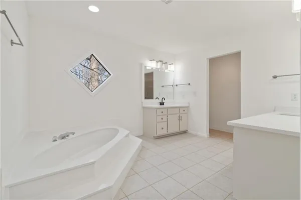 $669,900 | 700 Marshview Close, Roswell, GA 30076