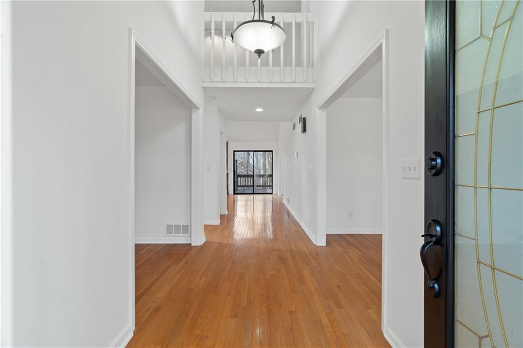 700 Marshview Close Roswell, GA 30076 - Photo 5 of 74