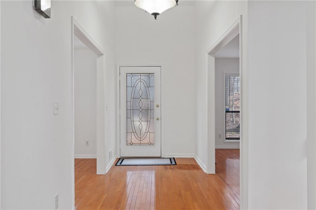 700 Marshview Close Roswell, GA 30076 - Photo 6 of 74