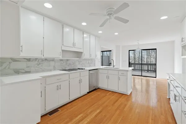 $669,900 | 700 Marshview Close, Roswell, GA 30076