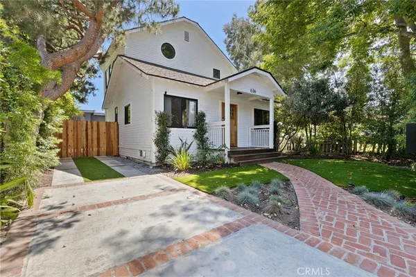 $2,495,000 | 636 Bay Street, Santa Monica, CA 90405