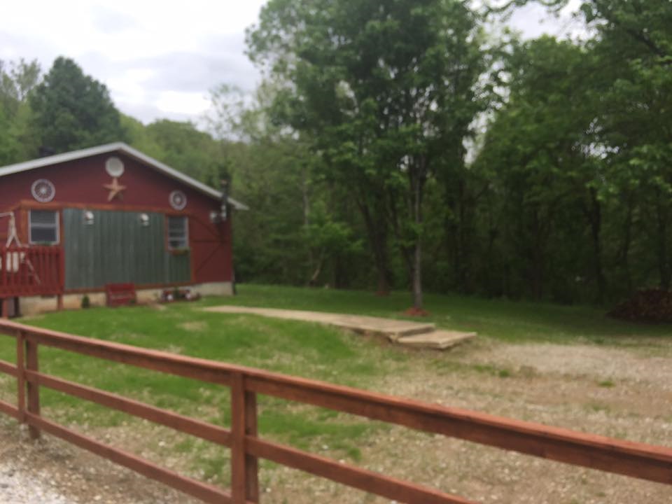 5274 Starbright Road Cannelton, IN 47520 - Photo 2 of 17 Gallery Image 2