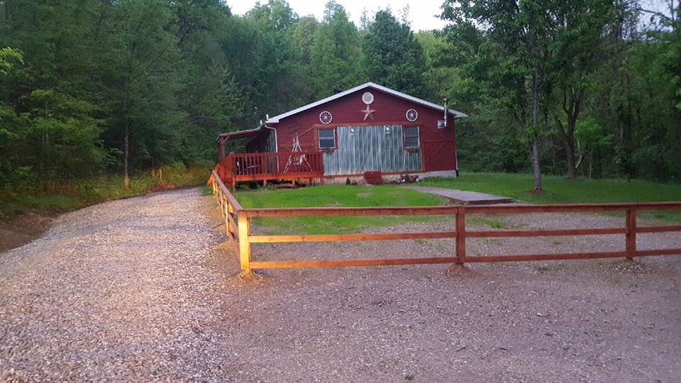 5274 Starbright Road Cannelton, IN 47520 - Photo 4 of 17 Gallery Image 4