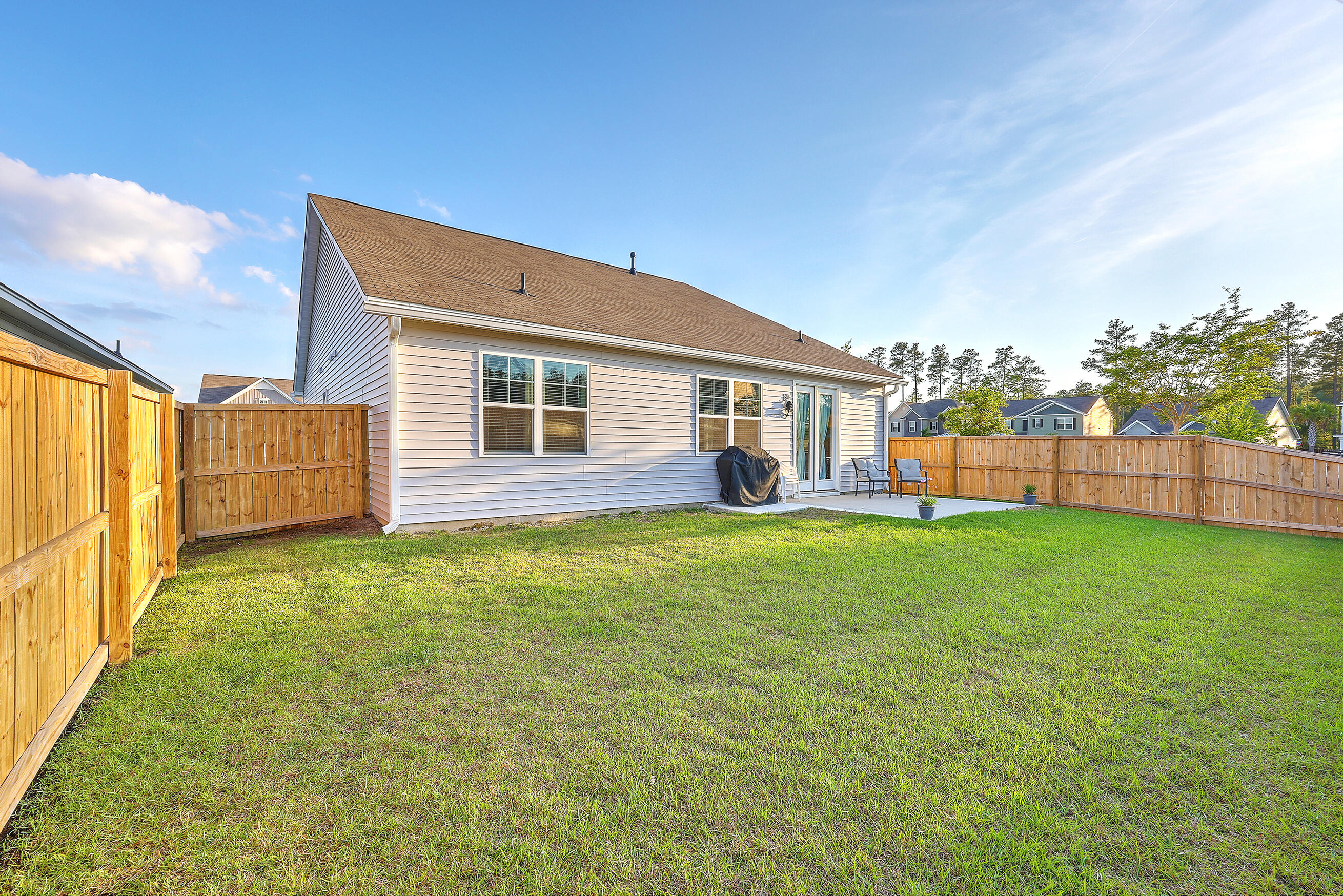 206 Rhodes Court Summerville, SC 29486 - Photo 22 of 42 Rear view