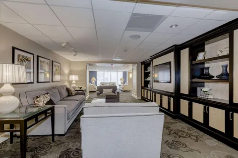 $389,000 | 4601 North Park Avenue, Unit 214P, Chevy Chase, MD 20815