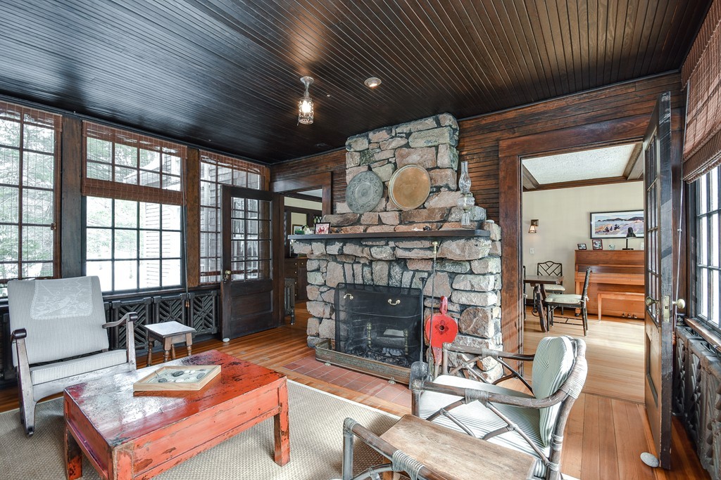 17 Cypress Road Wellesley, MA 02481 - Photo 11 of 25
