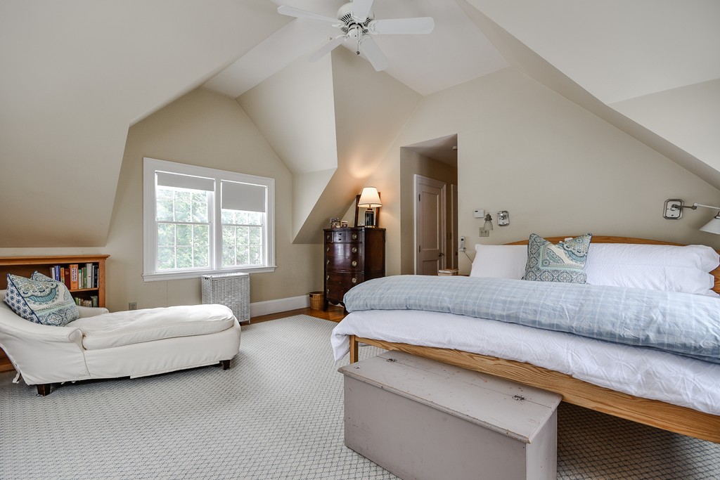 17 Cypress Road Wellesley, MA 02481 - Photo 16 of 25