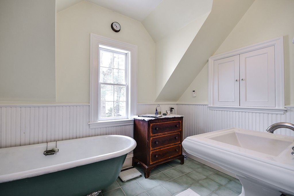 17 Cypress Road Wellesley, MA 02481 - Photo 17 of 25