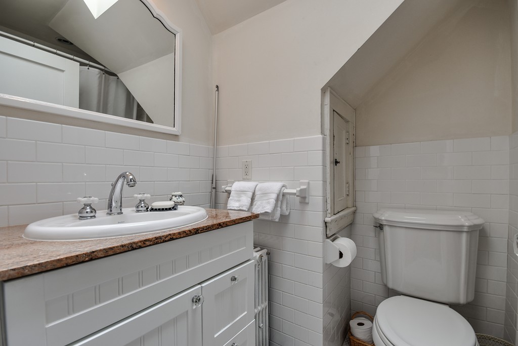 17 Cypress Road Wellesley, MA 02481 - Photo 19 of 25