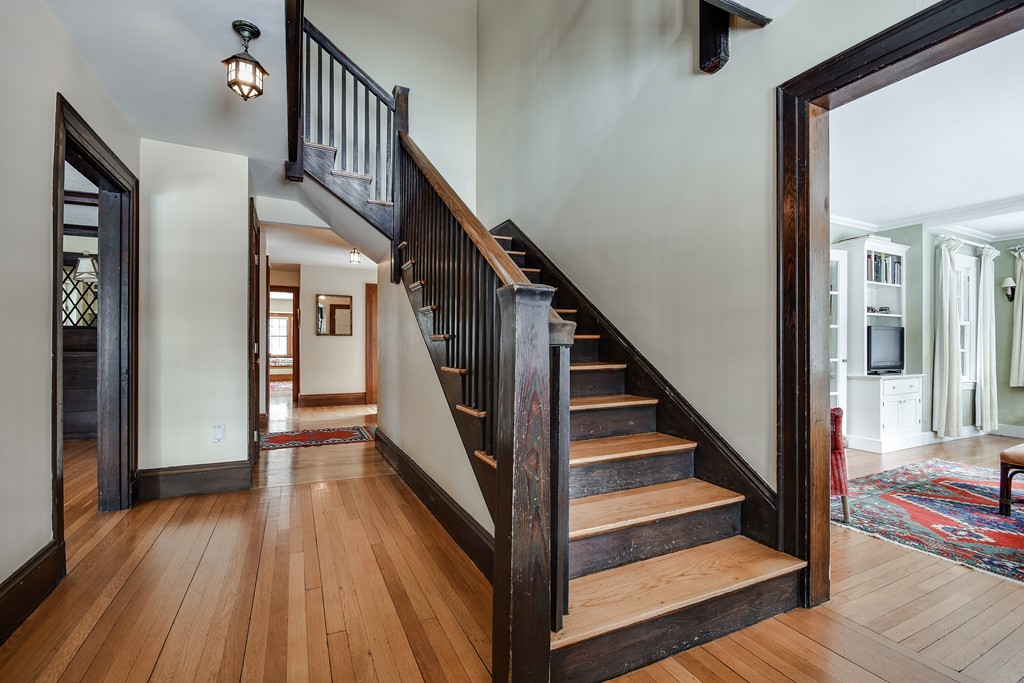 17 Cypress Road Wellesley, MA 02481 - Photo 2 of 25