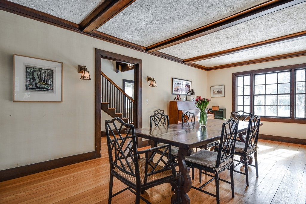 17 Cypress Road Wellesley, MA 02481 - Photo 9 of 25