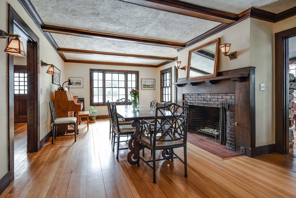 17 Cypress Road Wellesley, MA 02481 - Photo 10 of 25