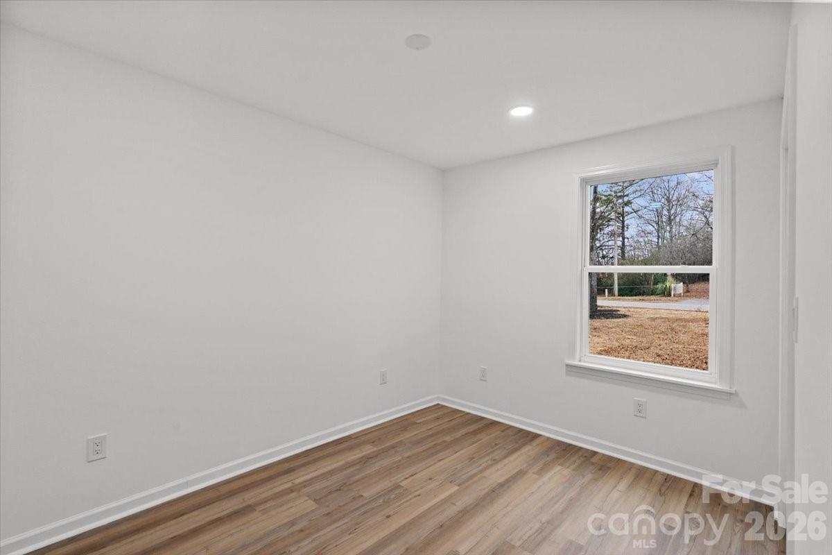101 Roof Road Anderson, SC 29624 - Photo 14 of 21 Gallery Image 14