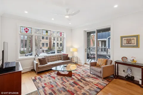 $1,699,000 | 1511 West Byron Street, Unit 1, Chicago, IL 60613