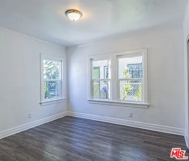 $1,200,000 | 2817 South Norton Avenue, Los Angeles, CA 90018