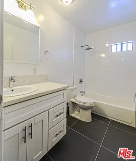 $1,200,000 | 2817 South Norton Avenue, Los Angeles, CA 90018