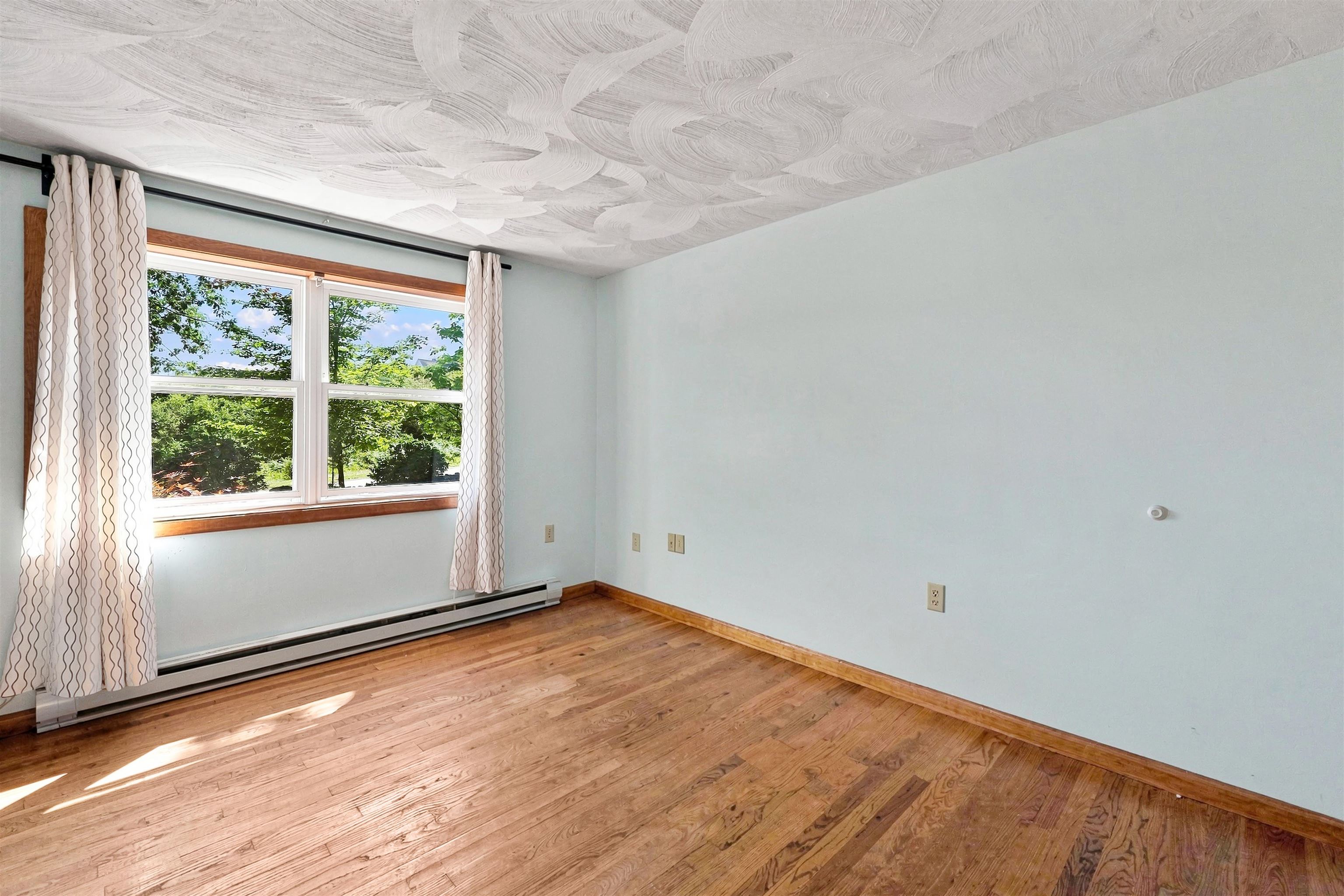 36 Governor Dinsmore Road Windham, NH 03087 - Photo 15 of 52 Gallery Image 15
