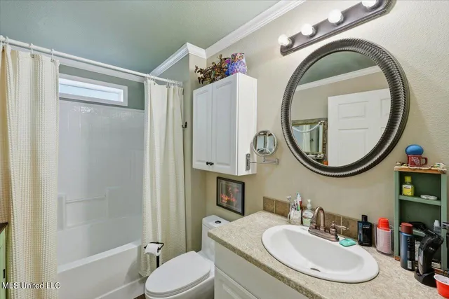 $259,900 | 126 Batton Lake Drive, Mendenhall, MS 39114