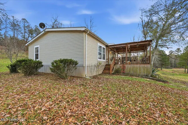 $259,900 | 126 Batton Lake Drive, Mendenhall, MS 39114