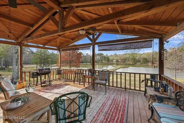 $259,900 | 126 Batton Lake Drive, Mendenhall, MS 39114