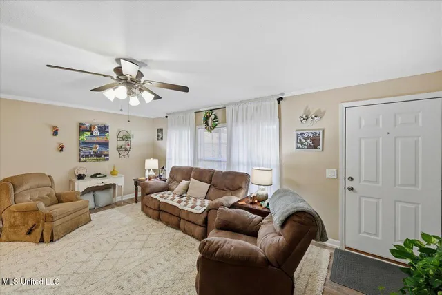 $259,900 | 126 Batton Lake Drive, Mendenhall, MS 39114