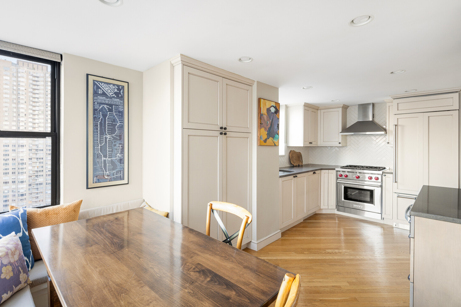 200 East 74th Street, Unit 21A Manhattan, NY 10021 - Photo 8 of 14