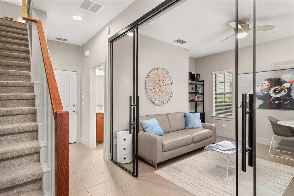 4510 Lower Park Road Orlando, FL 32814 - Photo 5 of 47