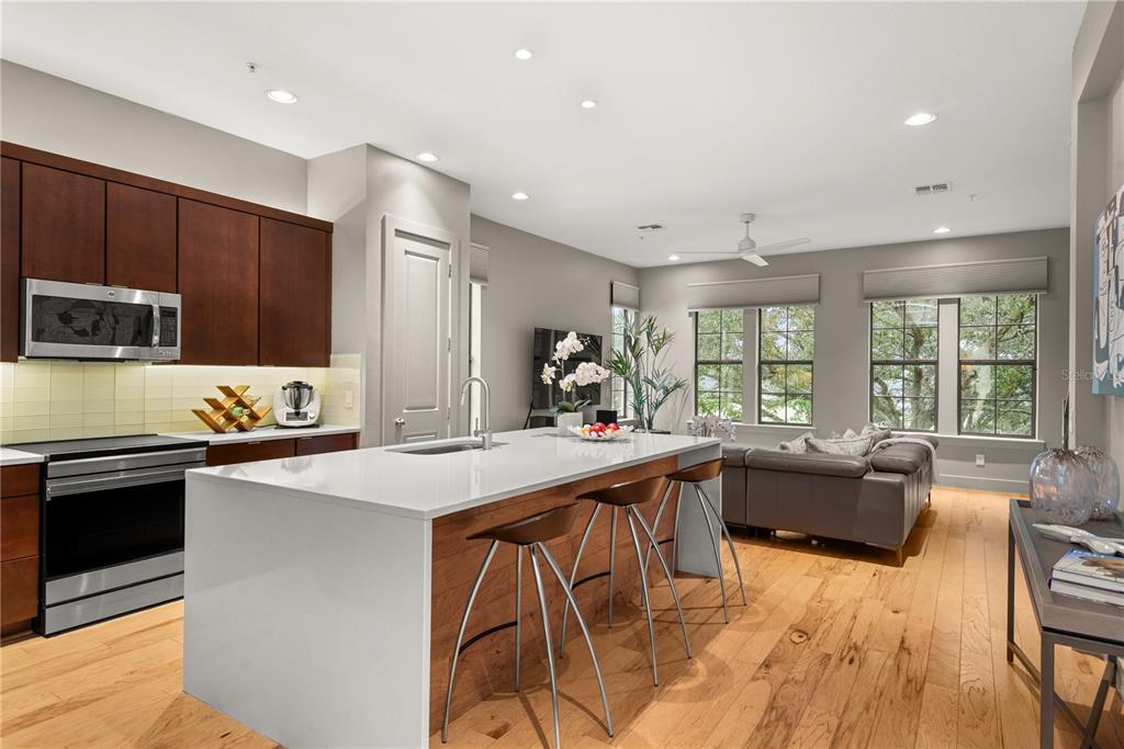 4510 Lower Park Road Orlando, FL 32814 - Photo 10 of 47