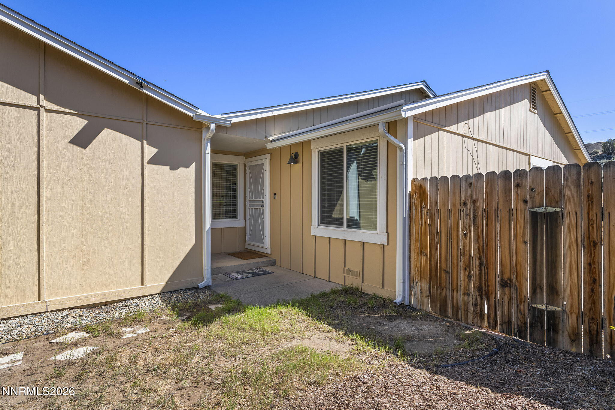 6850 Peppermint Drive Reno, NV 89506 - Photo 3 of 21 3-web-or-mls-_DSC2123