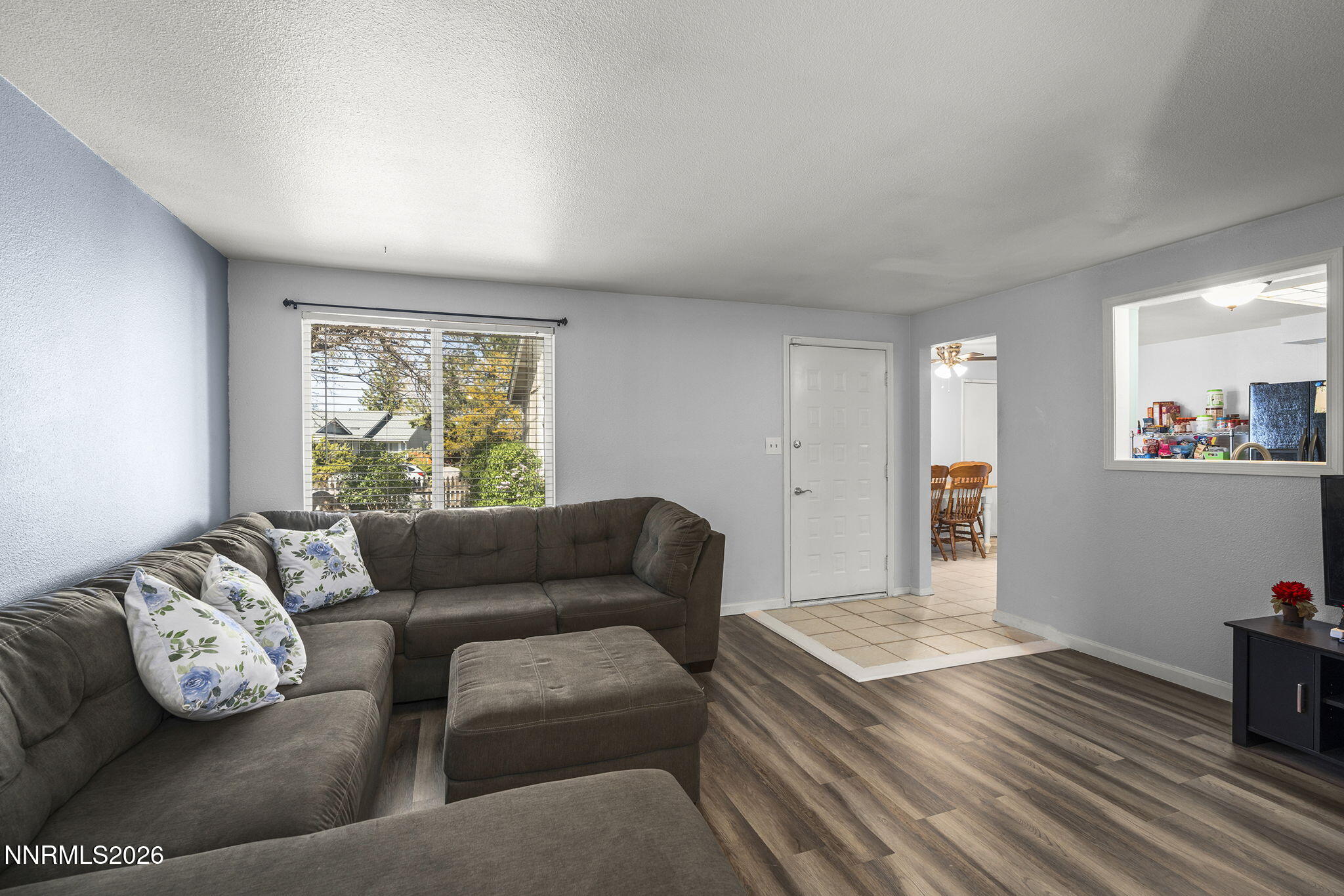 6850 Peppermint Drive Reno, NV 89506 - Photo 6 of 21 6-web-or-mls-_DSC2072