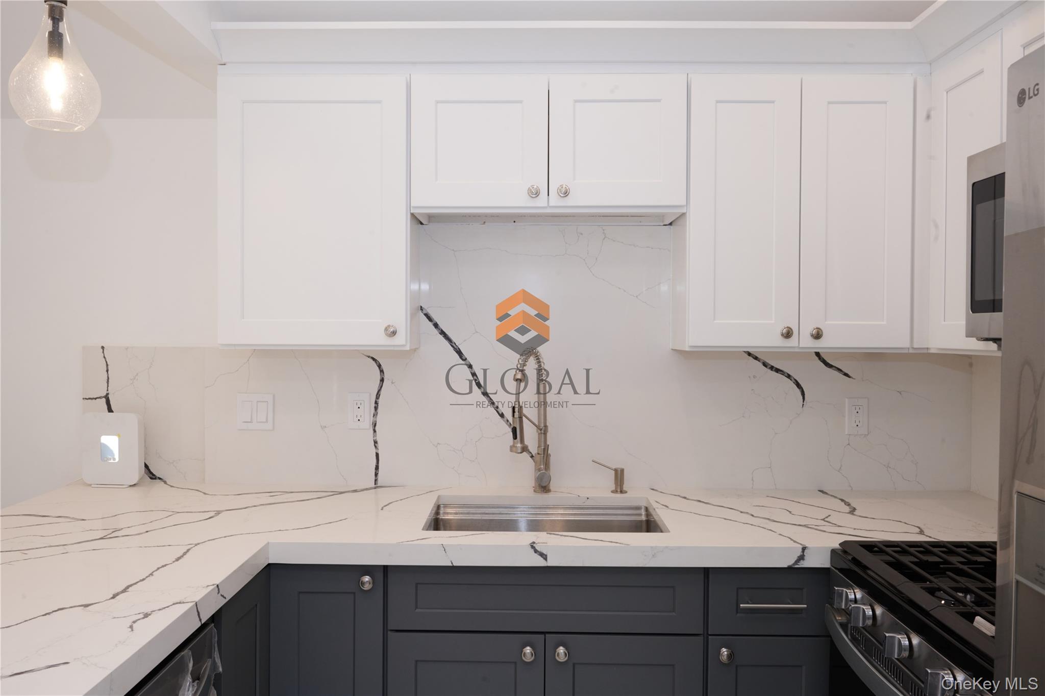 953 Tilden Street Bronx, NY 10469 - Photo 27 of 49