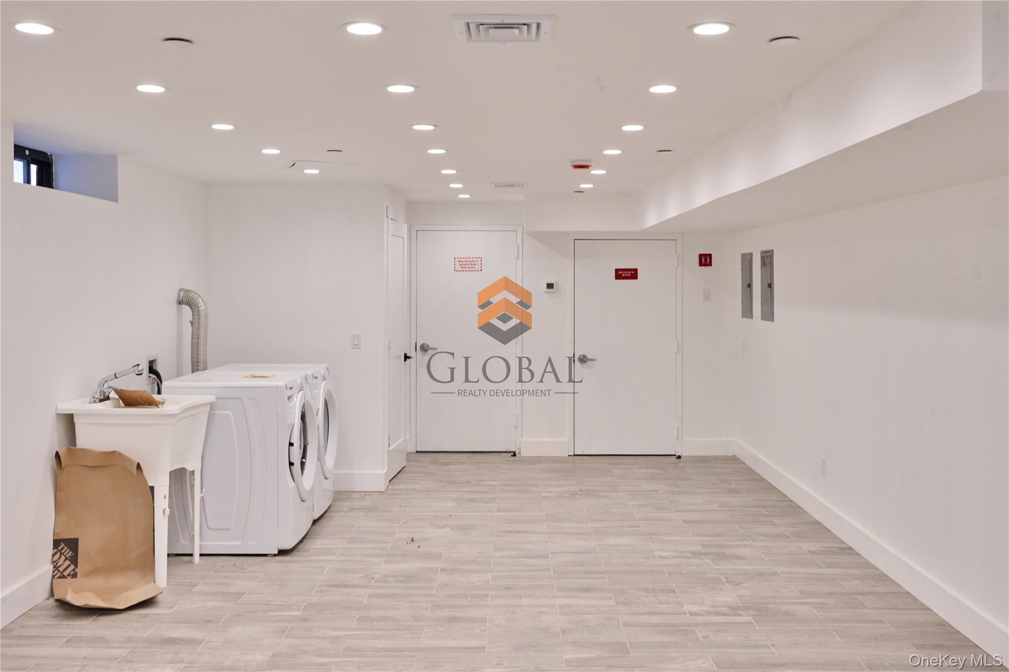 953 Tilden Street Bronx, NY 10469 - Photo 45 of 49