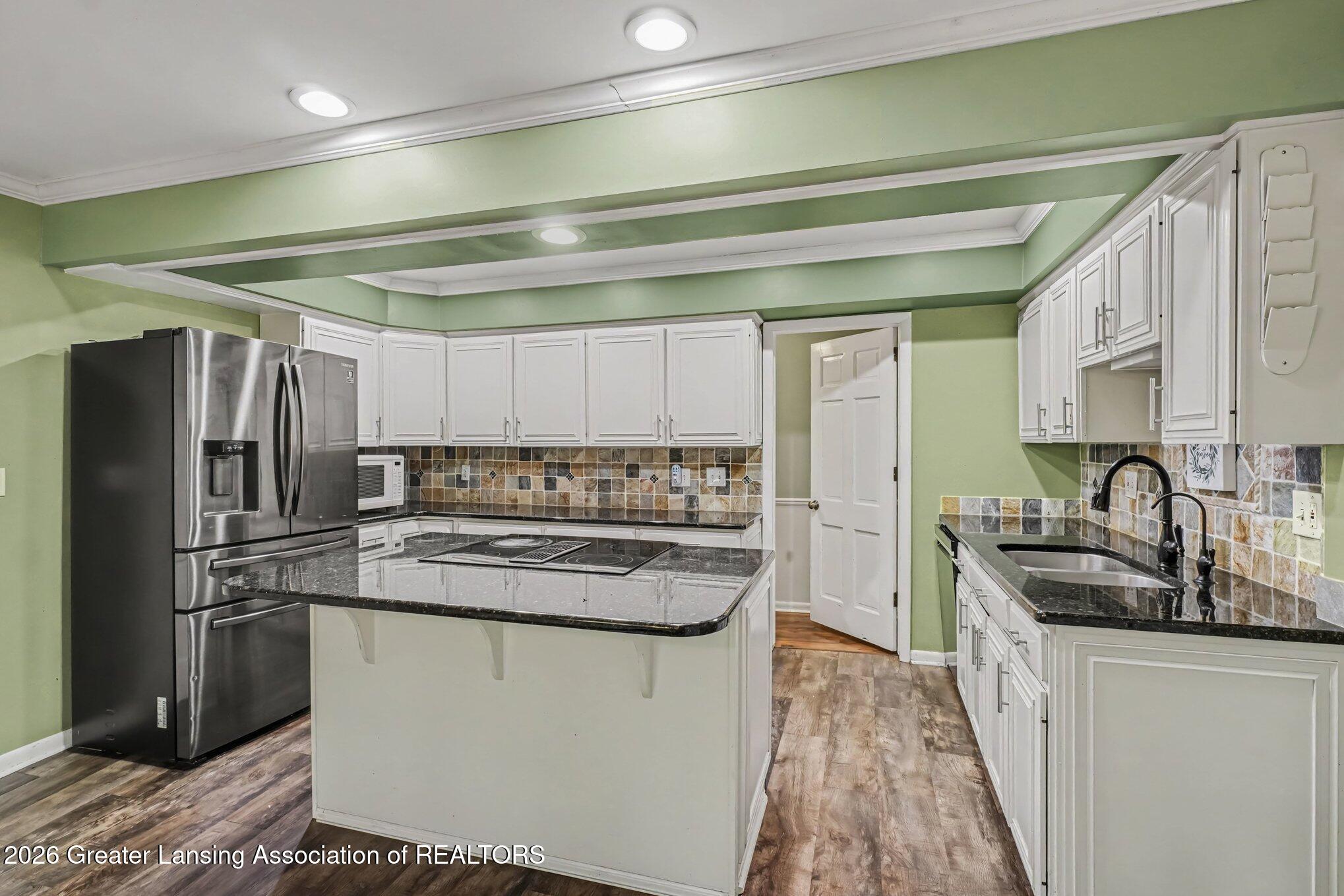 4361 Wausau Road Okemos, MI 48864 - Photo 9 of 35 009_file_5513