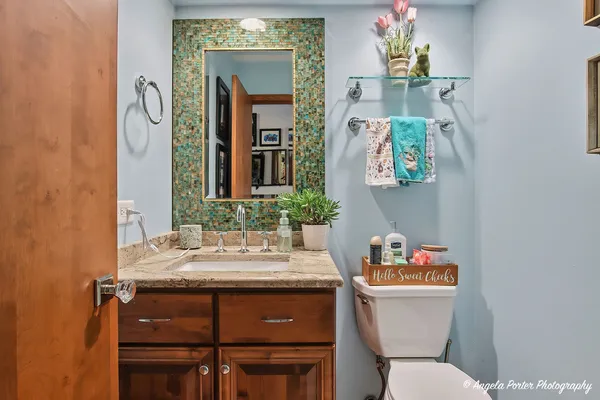 $389,900 | 664 Longview Drive, Antioch, IL 60002