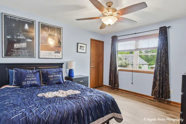 $389,900 | 664 Longview Drive, Antioch, IL 60002