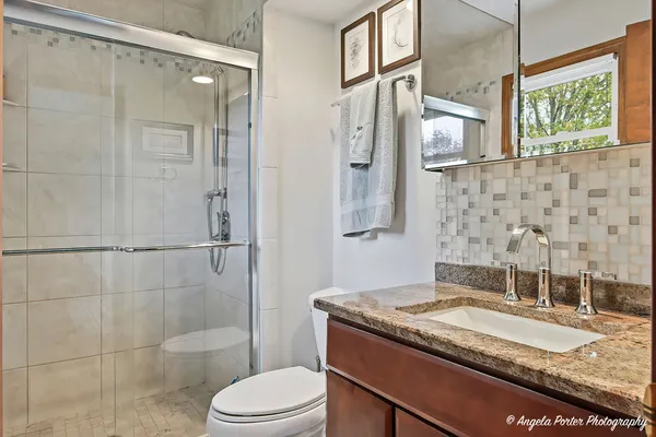 $389,900 | 664 Longview Drive, Antioch, IL 60002