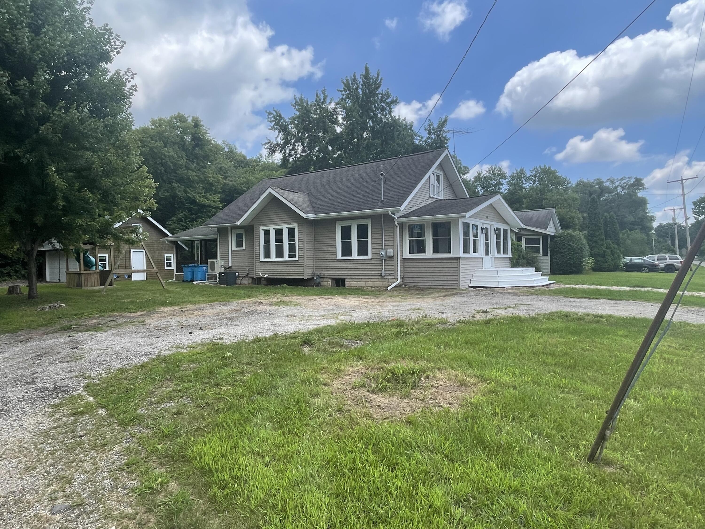 59755 Constantine Road Three Rivers, MI 49093 - Photo 3 of 20 image_50443009