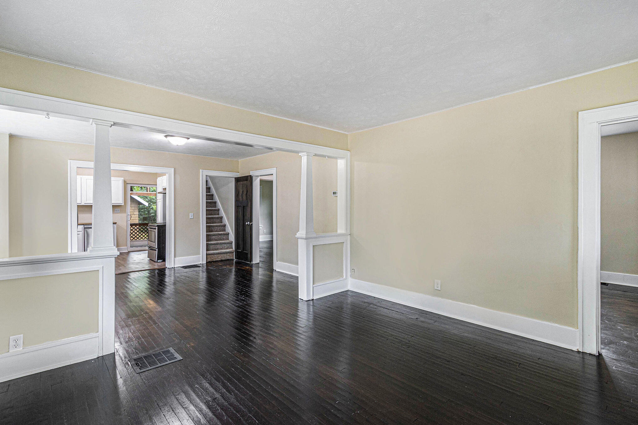 59755 Constantine Road Three Rivers, MI 49093 - Photo 6 of 20 59755Constantine_16