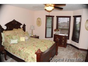 3204 Cougar Ridge Springfield, IL 62711 - Photo 13 of 24
