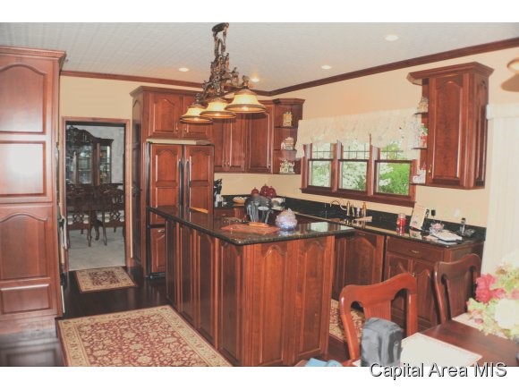3204 Cougar Ridge Springfield, IL 62711 - Photo 5 of 24
