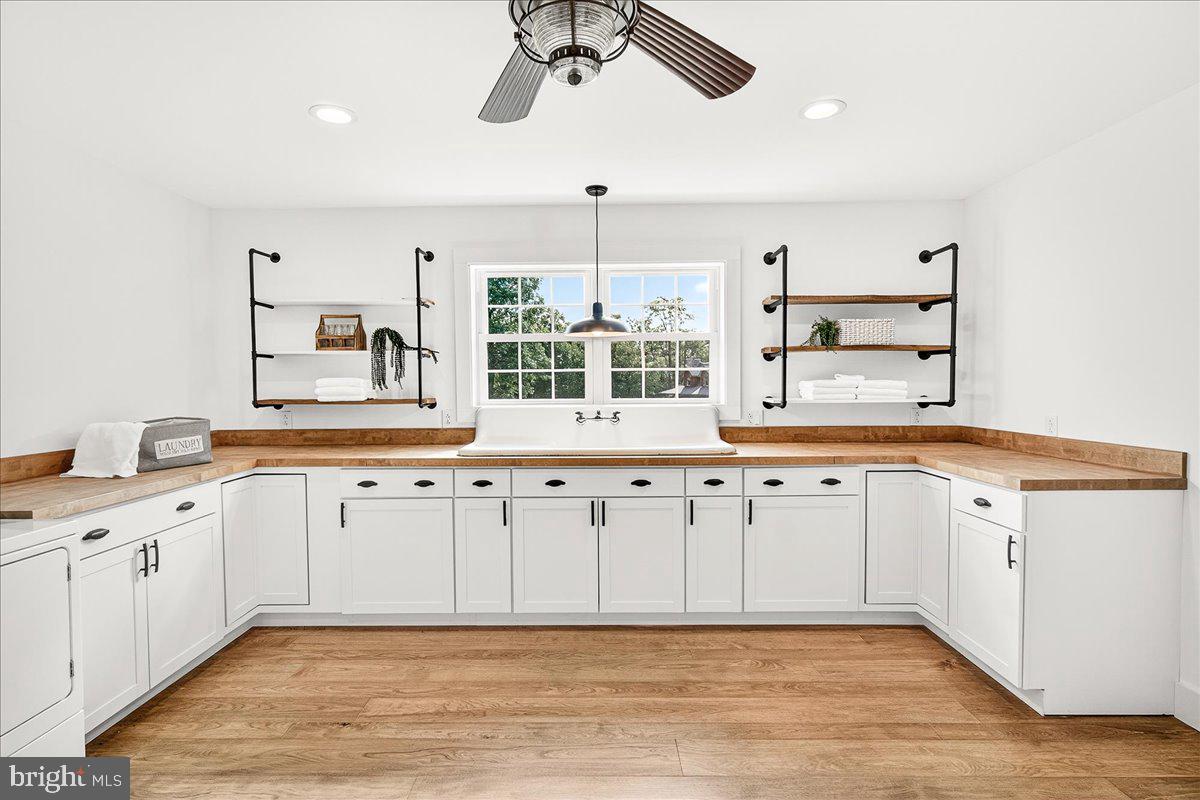 13974 Brown Road Smithsburg, MD 21783 - Photo 4 of 65