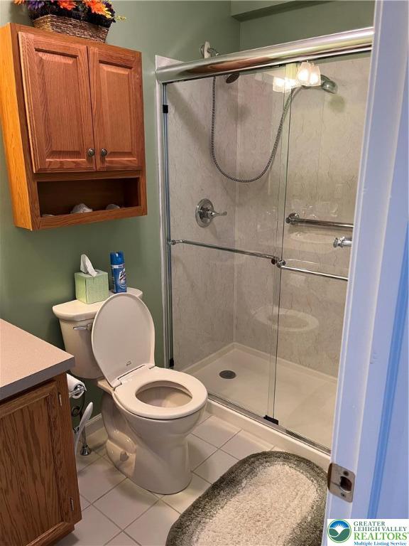 205 Spyglass Hill Road Bath, PA 18014 - Photo 28 of 51 a bathroom with a toilet and a shower