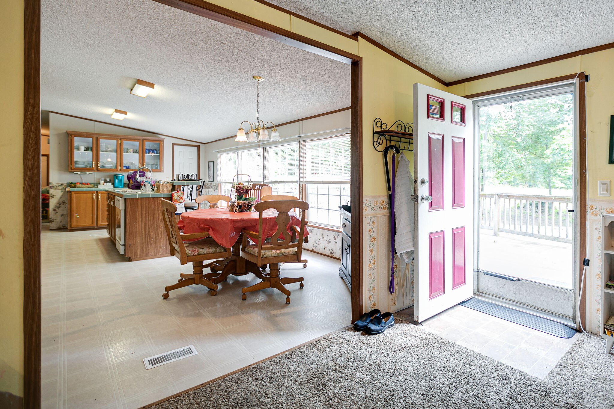9805 Pinewood Lake Road Nunnelly, TN 37137 - Photo 8 of 37 Gallery Image 8