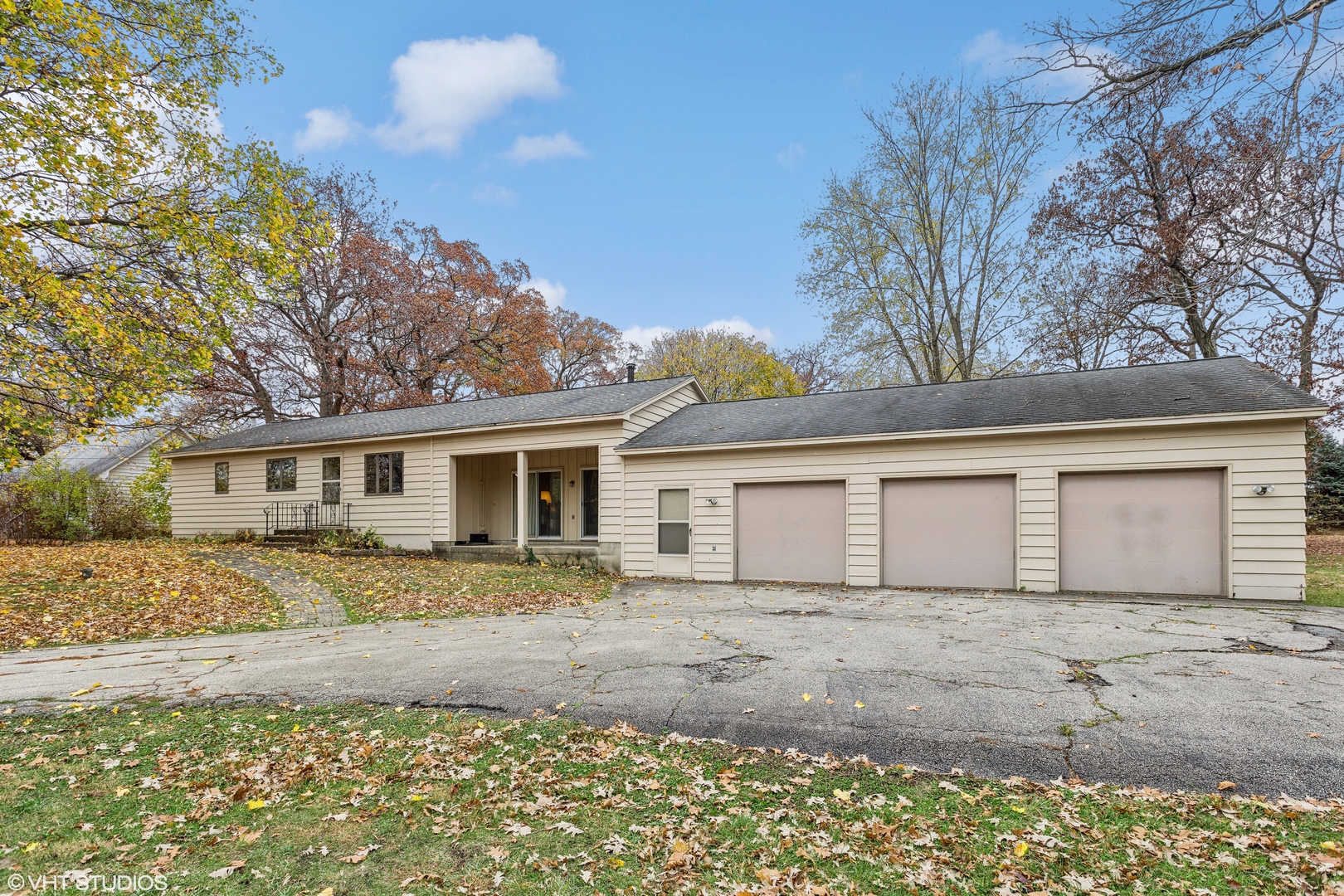5N611 Myles Road St. Charles, IL 60175 - Photo 2 of 14 Gallery Image 2