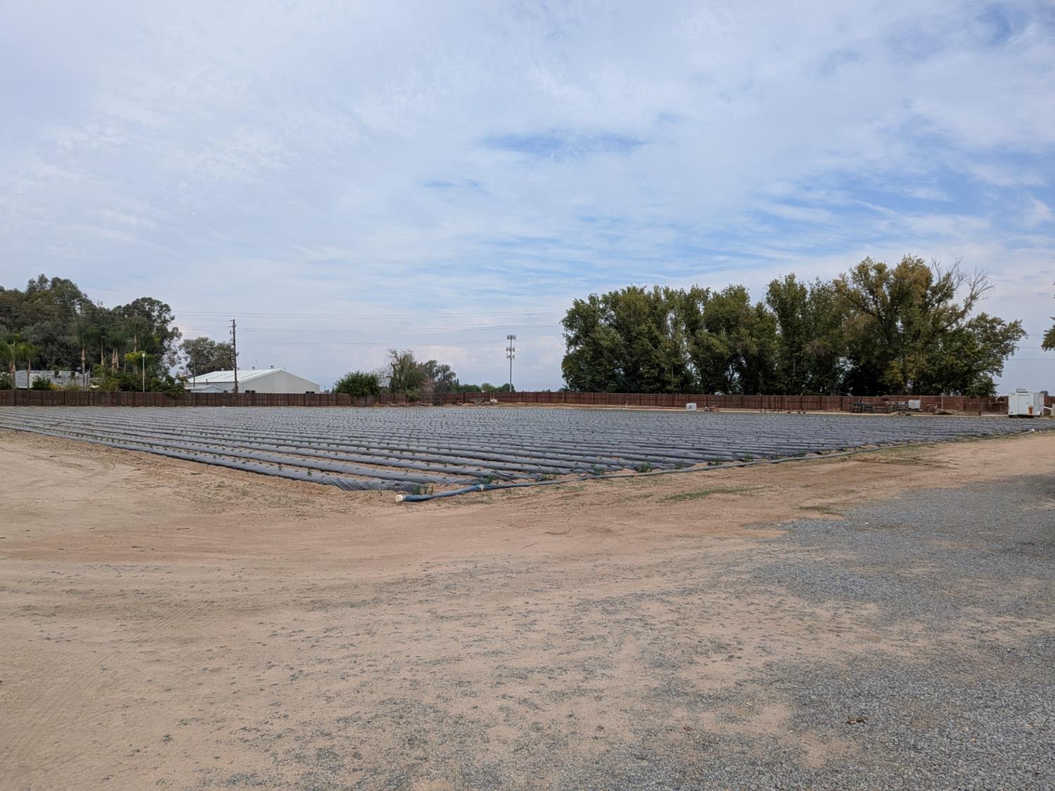 284 South Temperance Avenue Fresno, CA 93737 - Photo 14 of 23 a view of a lake view