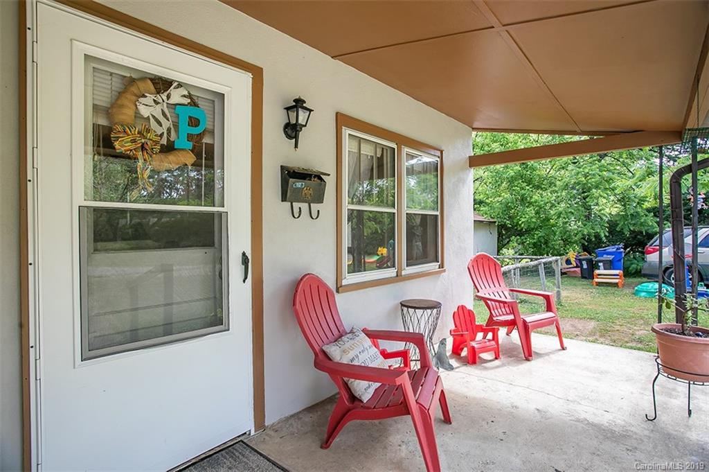 161 Elm Bend Road Brevard, NC 28712 - Photo 4 of 22 Gallery Image 4