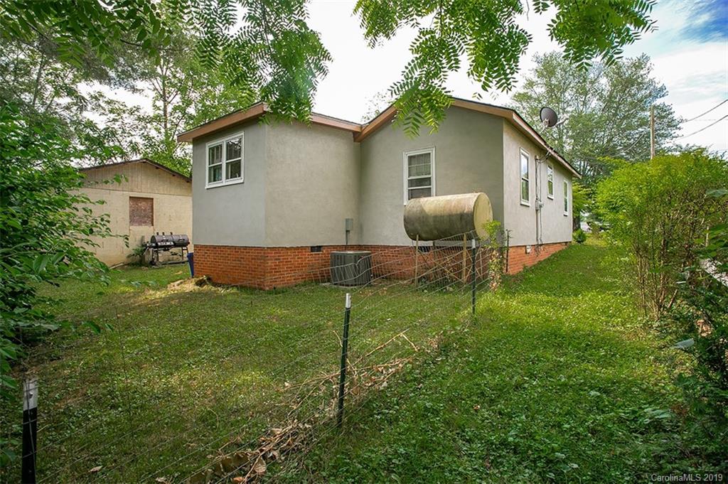 161 Elm Bend Road Brevard, NC 28712 - Photo 5 of 22 Gallery Image 5