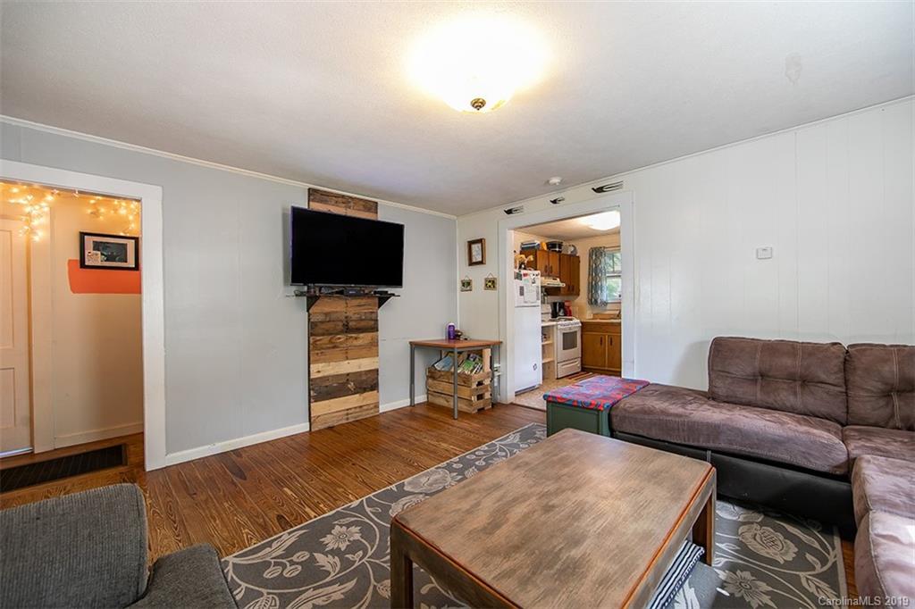 161 Elm Bend Road Brevard, NC 28712 - Photo 8 of 22 Gallery Image 8