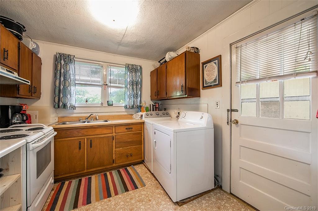 161 Elm Bend Road Brevard, NC 28712 - Photo 10 of 22 Gallery Image 10